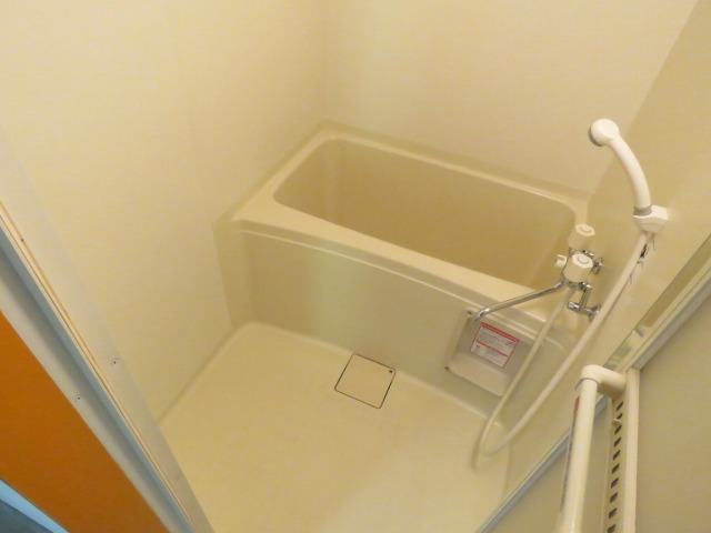 バス・シャワールーム　浴室