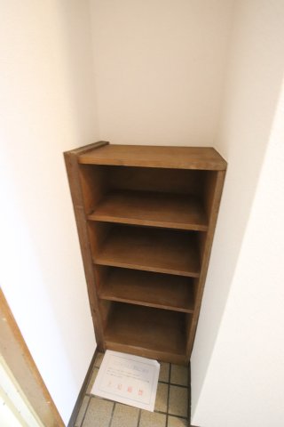 収納　シューズボックス