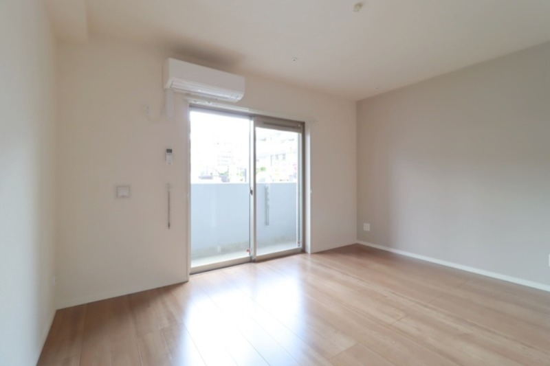 居室・リビング　図面と現状に相違がある場合には現状を優先