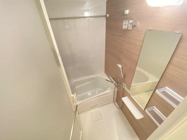 バス・シャワールーム　バルコニー