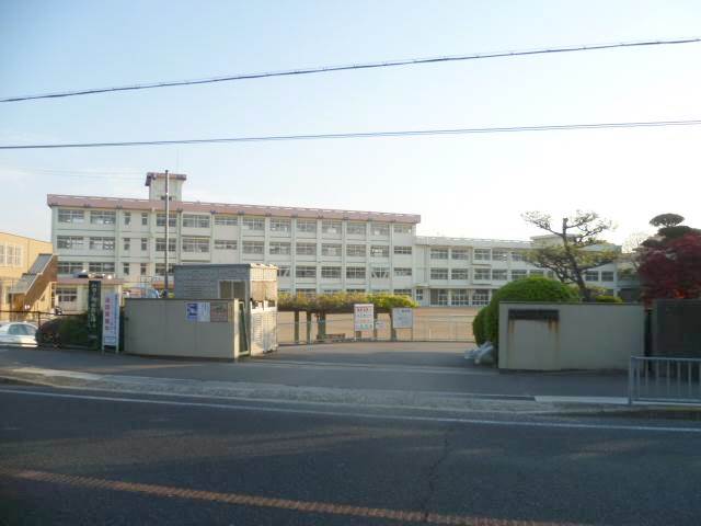 小学校　明石市立小学校 大久保小学校（小学校）まで661m