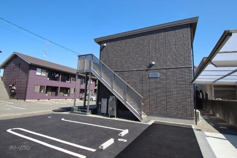 建物外観　外観写真（昼）