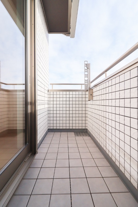 バルコニー　図面と現状に相違がある場合には現状を優先