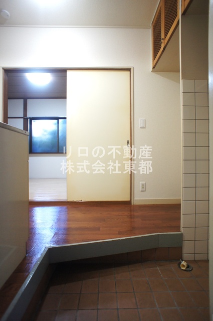 玄関　すっきりシンプルな玄関スペースです！