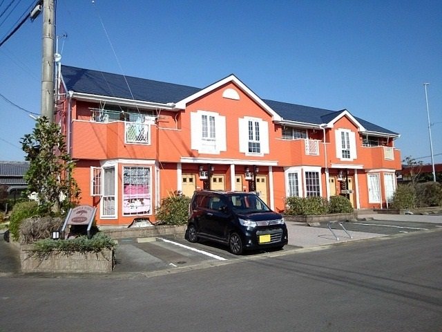 建物外観　外観は落ち着いています