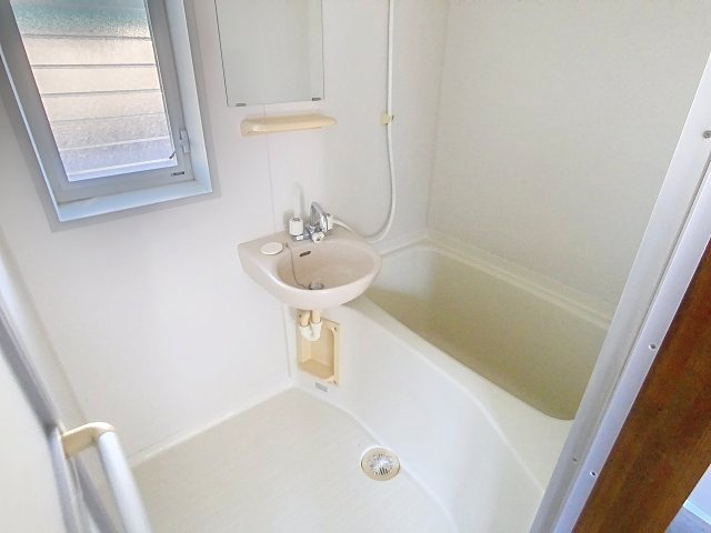 バス・シャワールーム　2025年12月撮影