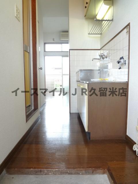 玄関　収納もある玄関です