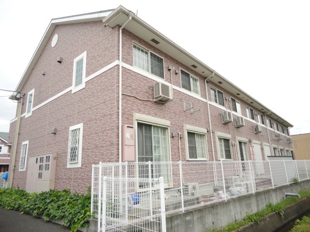 バルコニー　開放的で明るい空間を演出してくれるバルコニーです