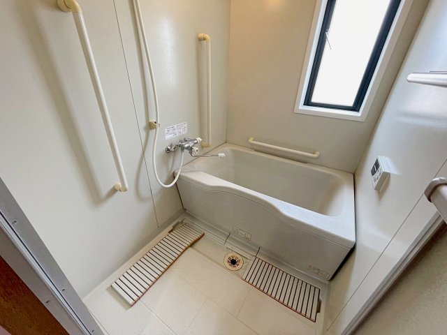 バス・シャワールーム　お風呂です