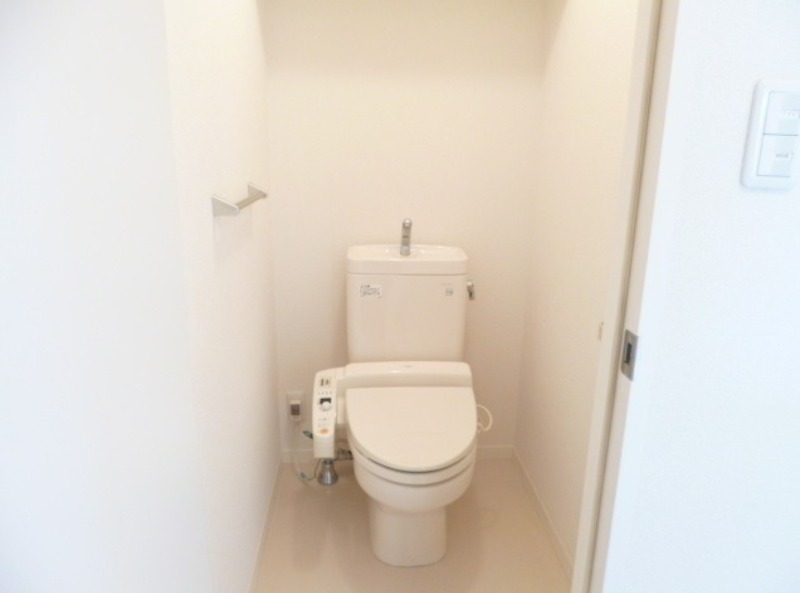 トイレ　図面と現状に相違がある場合には現状を優先