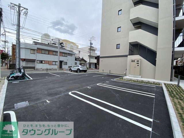 駐車場　駐車場
