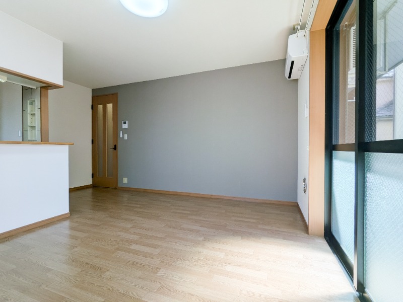 居室・リビング　図面と現状に相違がある場合には現状を優先