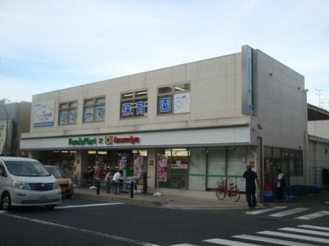スーパー　ファミリーマート×イズミヤ寺田町東店（スーパー）まで1948m