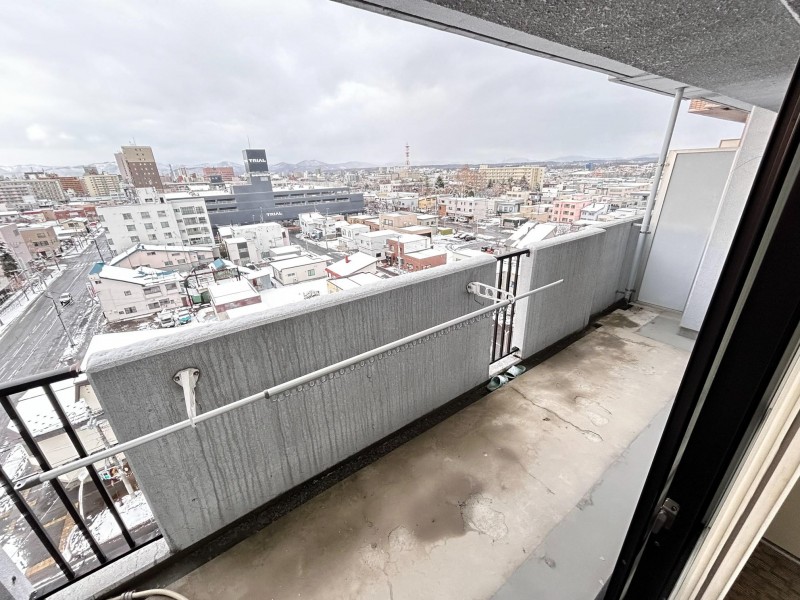 バルコニー　バルコニー