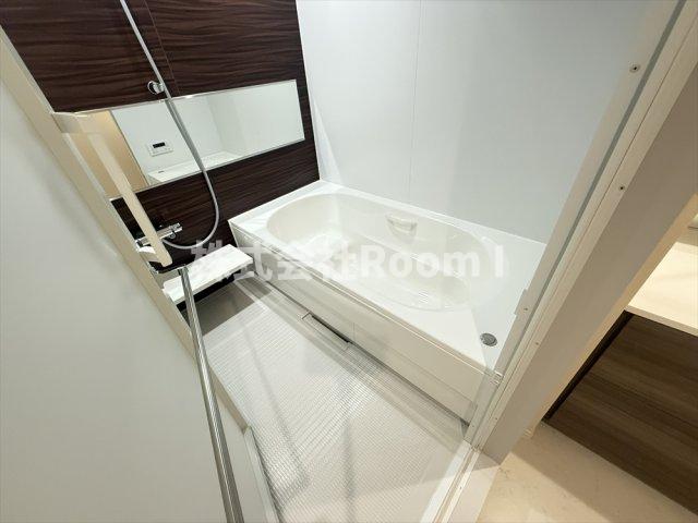 バス・シャワールーム　ゆったり過ごせるお風呂です