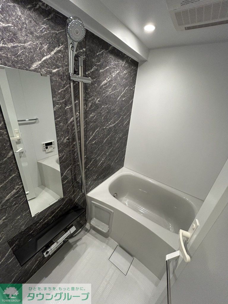 バス・シャワールーム　バス