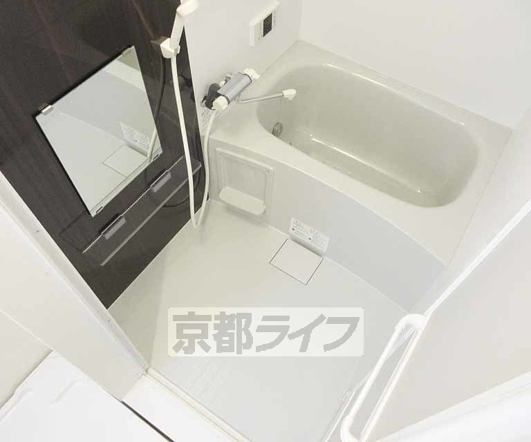 バス・シャワールーム　リラックスできるバスルーム・