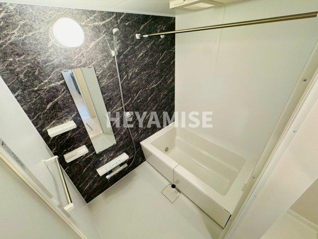 バス・シャワールーム　※同物件反転タイプの写真でございます※現況を優先します※