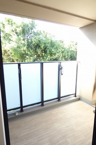 バルコニー　広めのバルコニー