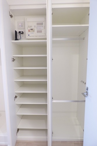 玄関　シューズボックス