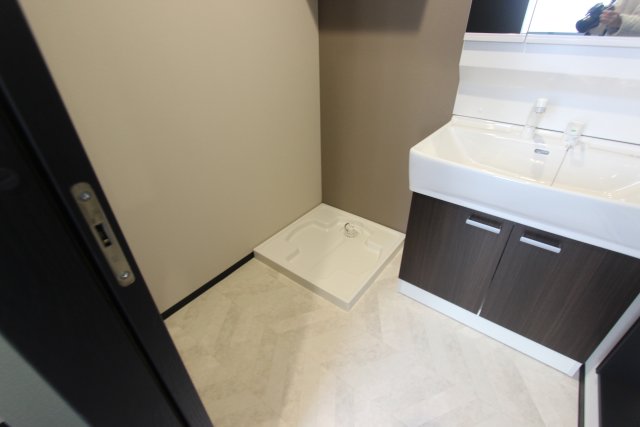 洗面設備　同物件別号室の写真