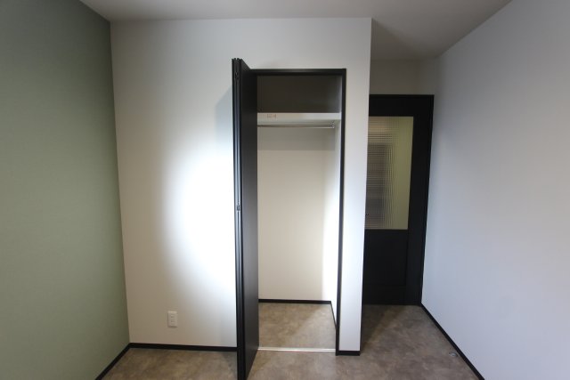 収納　同物件別号室の写真