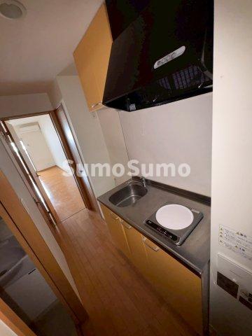 キッチン　コンパクトなキッチンで掃除もラクラク