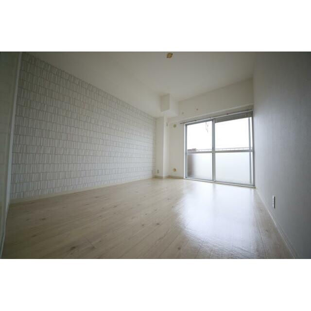 居室・リビング　※前入居前の写真です