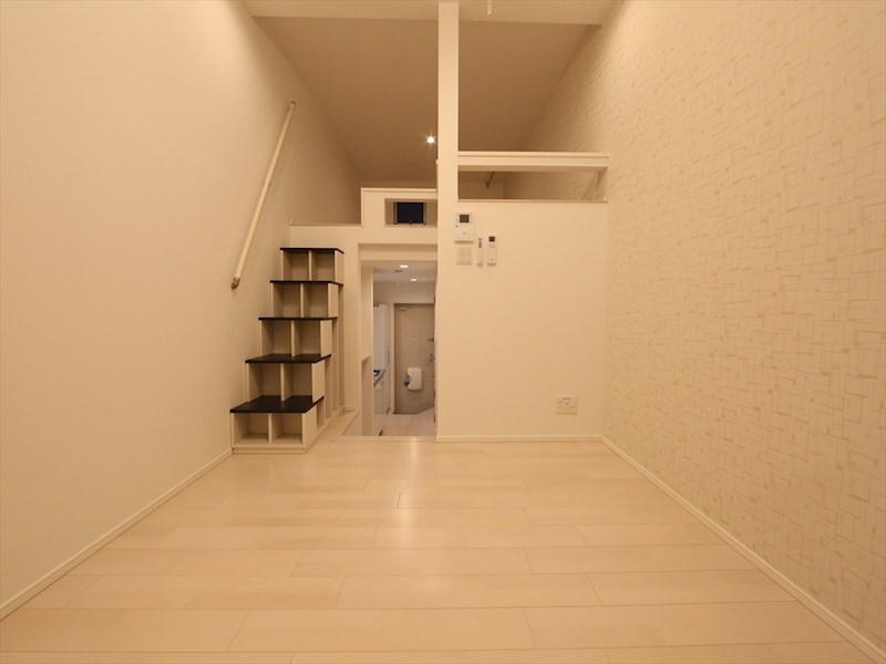 その他　洋室6.2帖　ロフト6.4帖（収納にも寝室にも使えます）