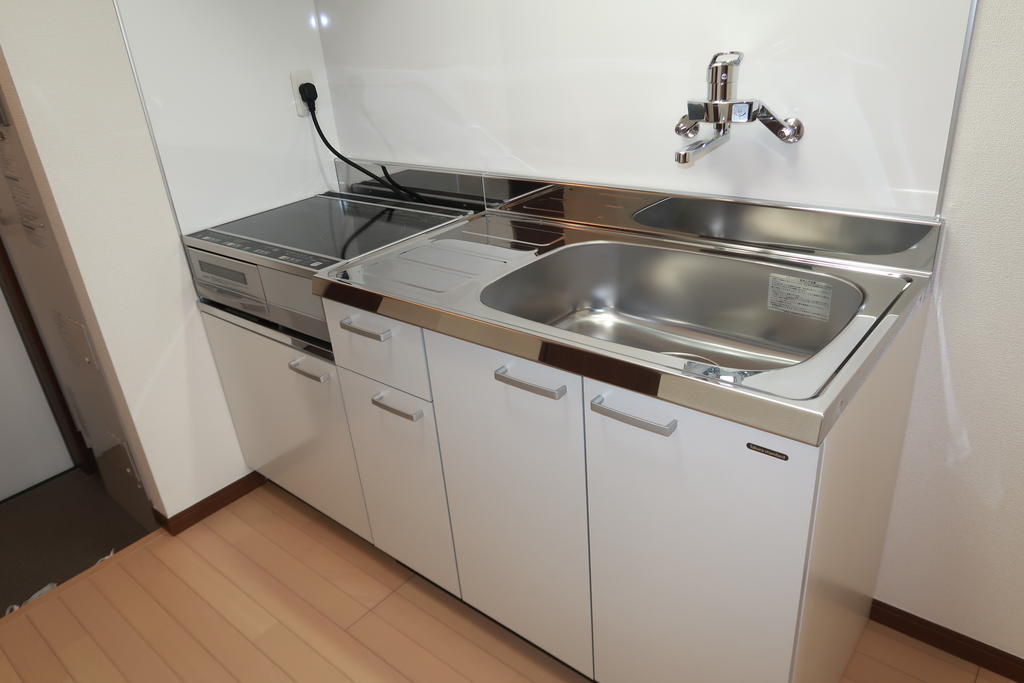 キッチン　ネット無料！令和２年2月完成築浅オール電化アパート