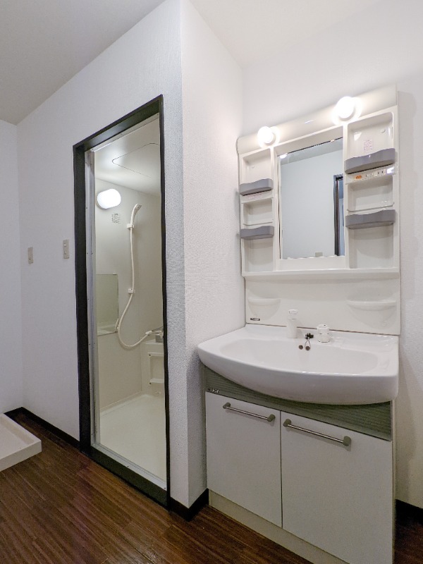 洗面設備　図面と現状に相違がある場合には現状を優先