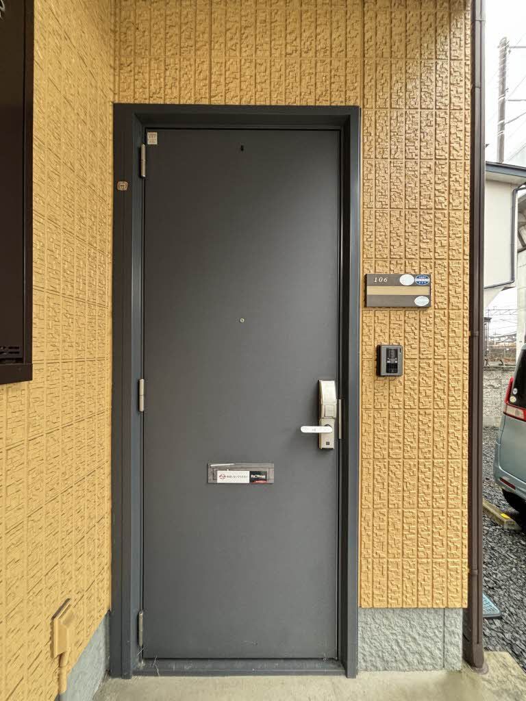 その他共有部分　玄関前