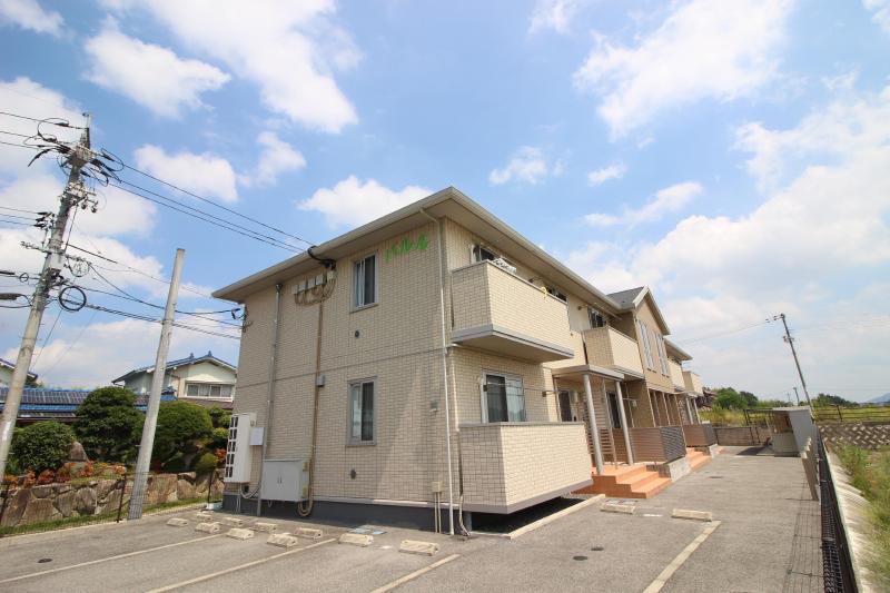 建物外観　パルル　建物外観