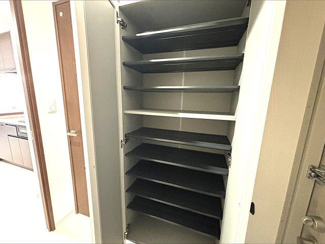 収納　※別号室の写真となります。イメージ、現状優先。