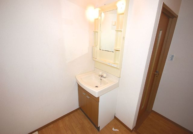 洗面設備　独立洗面台