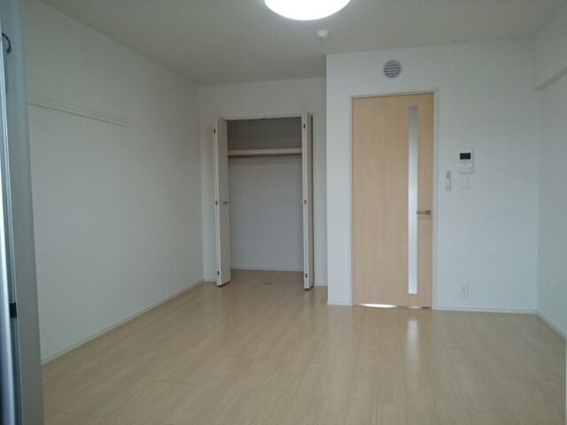 エムズ輝_内装_0