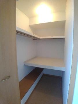 収納　ウォークインクローゼット