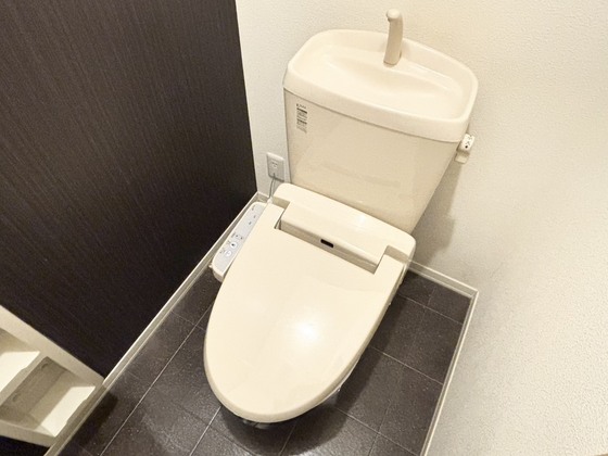 トイレ　シャワー付きトイレ