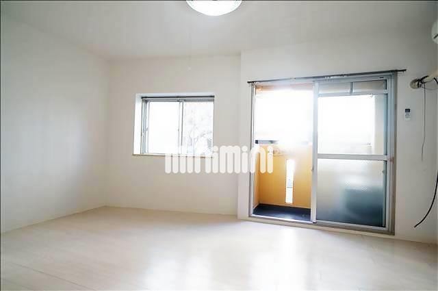 居室・リビング　広いお部屋です