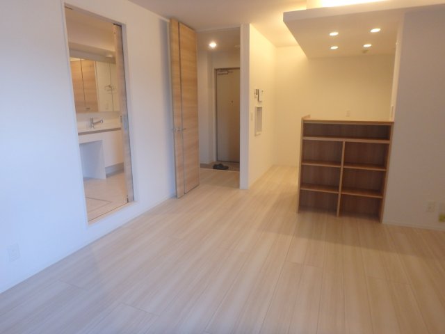 居室・リビング　ゆったりとした居間です