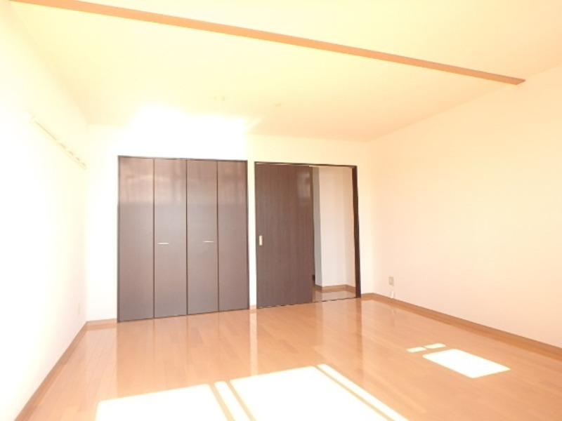 居室・リビング　図面と現状に相違がある場合には現状を優先