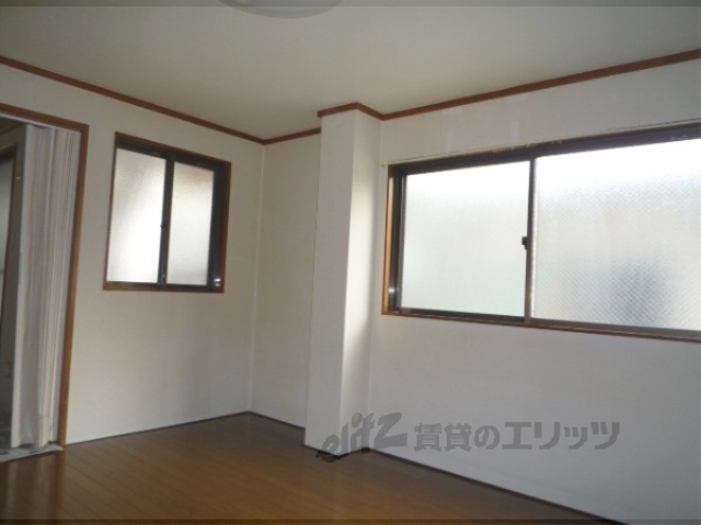 居室・リビング　居室