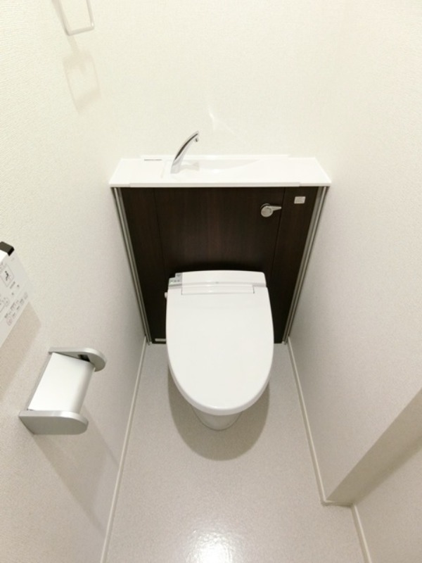 トイレ　図面と現状に相違がある場合には現状を優先