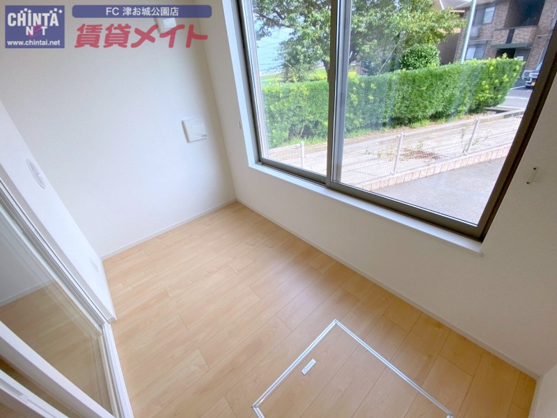 バルコニー　反転タイプ参考写真