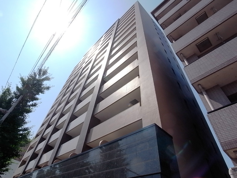 建物外観　外観　オートロック　宅配ＢＯＸ　防犯カメラ