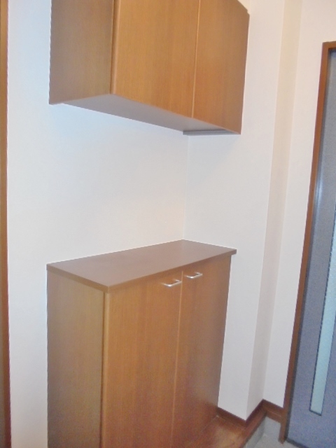 玄関　シューズボックス