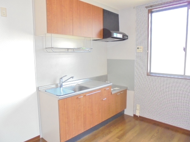 キッチン　吊戸棚付き