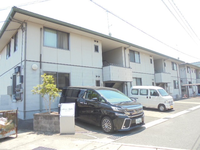 建物外観　メゾンラフィネ　B棟・軽量鉄骨造