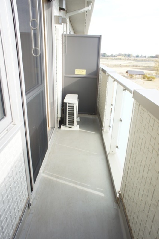 バルコニー　図面と現状に相違がある場合には現状を優先