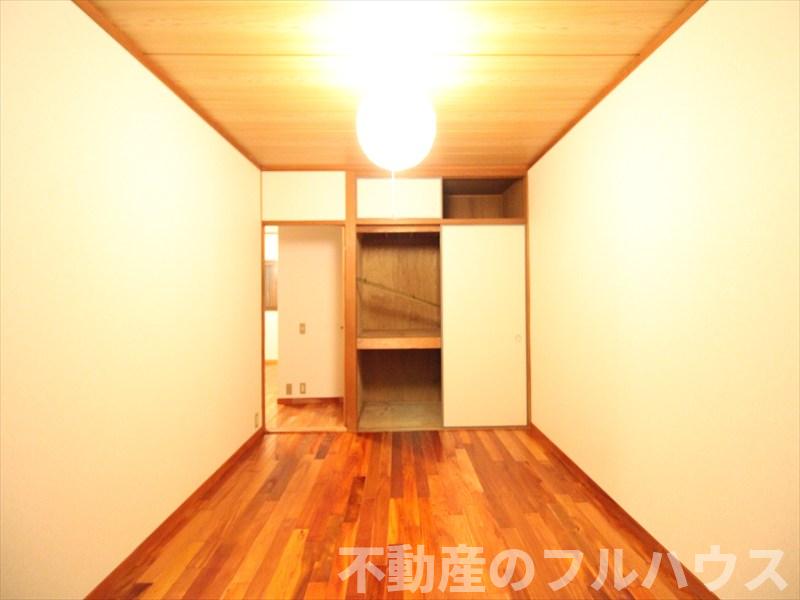 収納　写真は別室